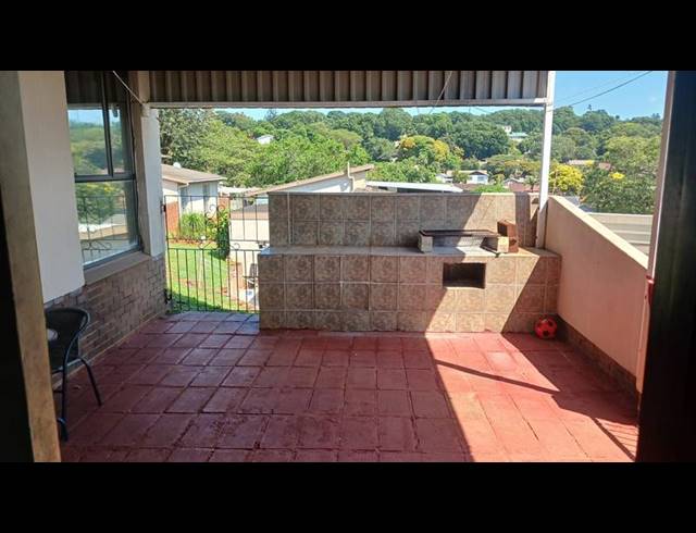 2 BEDROOM SIMPLEX FOR SALE IN WOODHAVEN